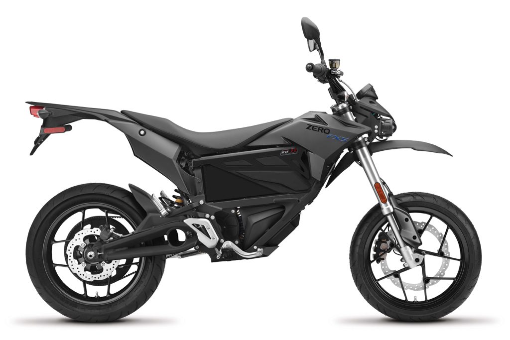 Zero FXS – den eldrivna supermotard-motorcykeln för ljudlöst bus på asfalt.