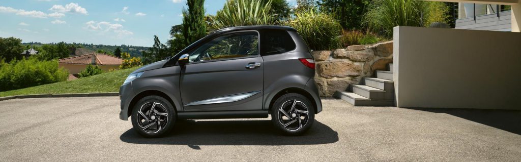 City, Coupé och Crossline är de tre modelltyperna i Aixams storsäljande Sensation-serie. De har i sin tur ett antal olika modeller med olika utrustningsnivåer.